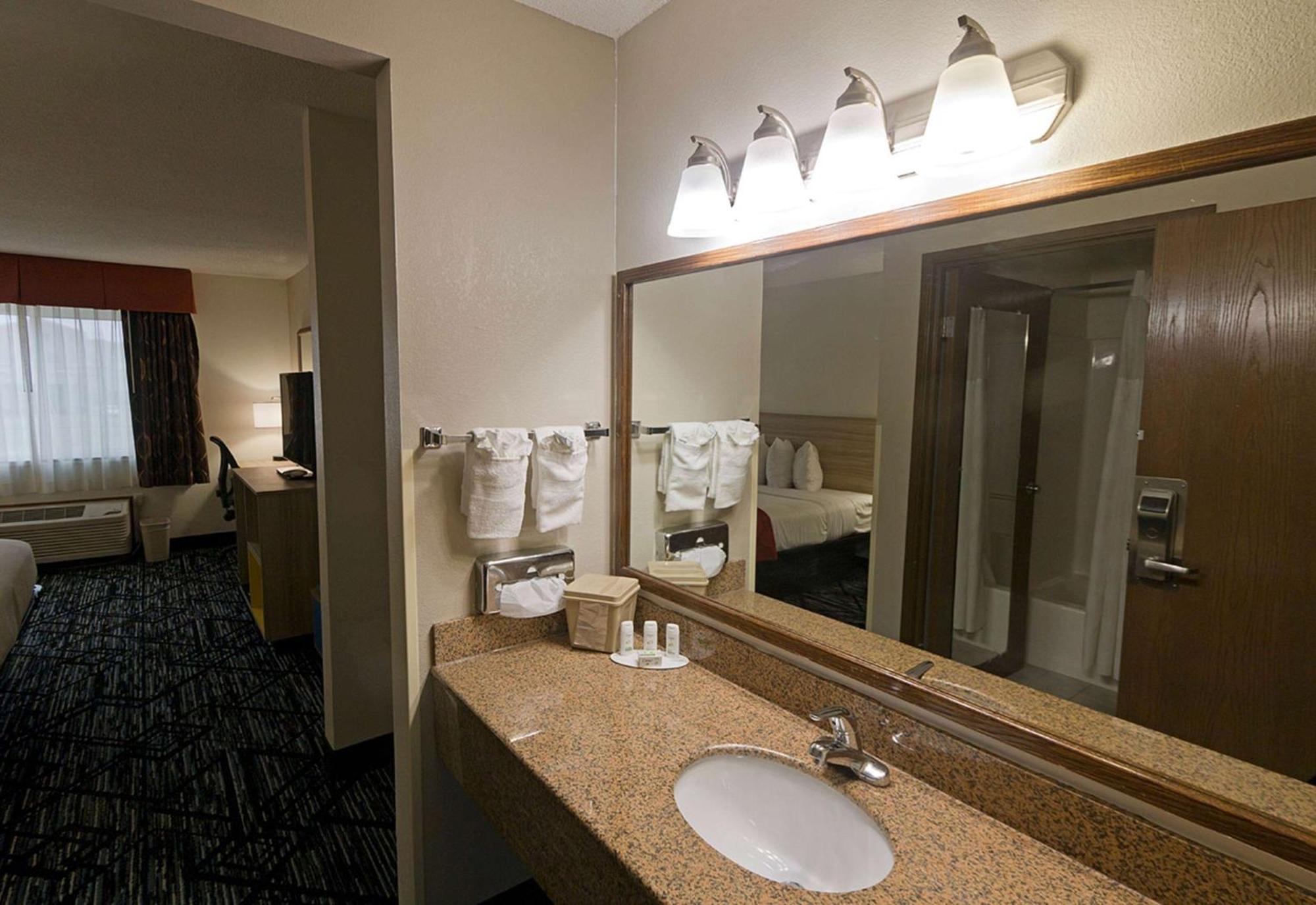 Ramada Limited Decatur Hotel Forsyth Eksteriør billede